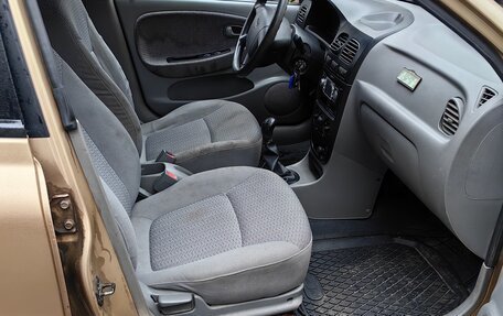 KIA Rio II, 2001 год, 299 000 рублей, 12 фотография