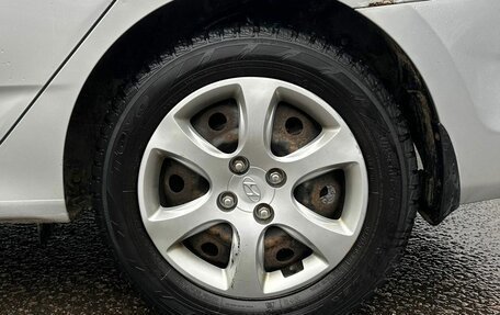 Hyundai Solaris II рестайлинг, 2012 год, 850 000 рублей, 16 фотография