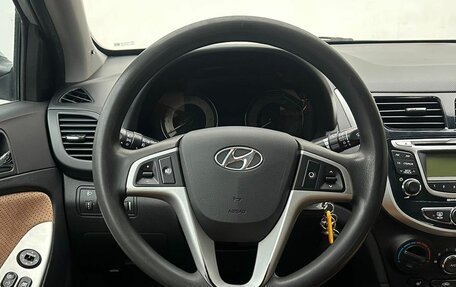 Hyundai Solaris II рестайлинг, 2012 год, 850 000 рублей, 12 фотография