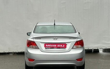 Hyundai Solaris II рестайлинг, 2012 год, 850 000 рублей, 6 фотография