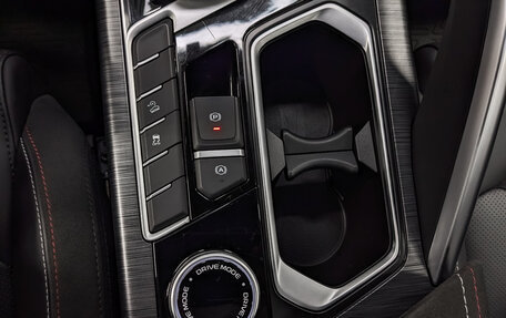 Geely Tugella FY11, 2023 год, 2 950 000 рублей, 21 фотография