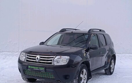 Renault Duster I рестайлинг, 2014 год, 665 000 рублей, 1 фотография