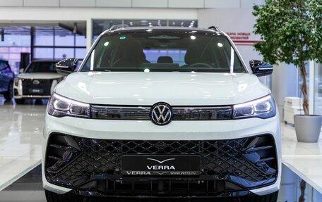 Volkswagen Tiguan, 2025 год, 4 890 000 рублей, 2 фотография