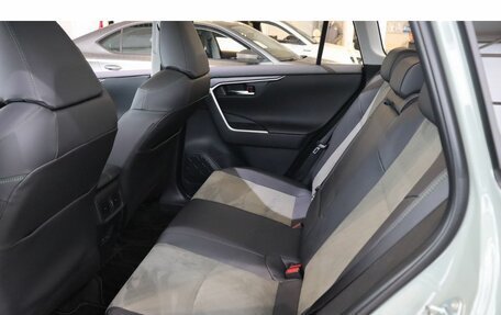 Toyota RAV4, 2025 год, 4 100 000 рублей, 11 фотография