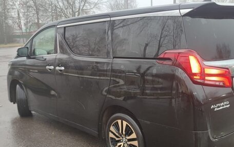 Toyota Alphard III, 2019 год, 4 950 000 рублей, 7 фотография