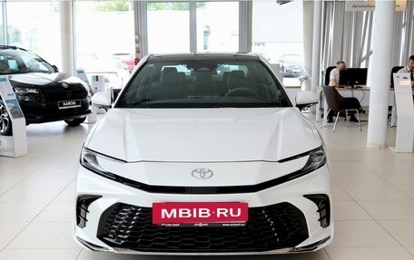 Toyota Camry, 2025 год, 4 000 000 рублей, 2 фотография