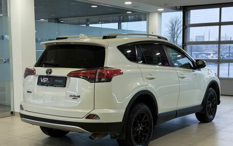 Toyota RAV4, 2016 год, 2 255 000 рублей, 6 фотография