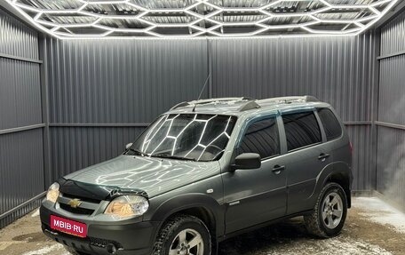 Chevrolet Niva I рестайлинг, 2011 год, 539 000 рублей, 1 фотография