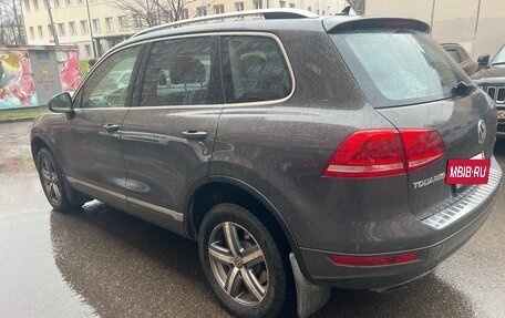 Volkswagen Touareg III, 2012 год, 2 220 000 рублей, 7 фотография