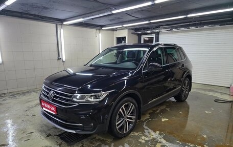 Volkswagen Tiguan II, 2021 год, 3 500 000 рублей, 1 фотография
