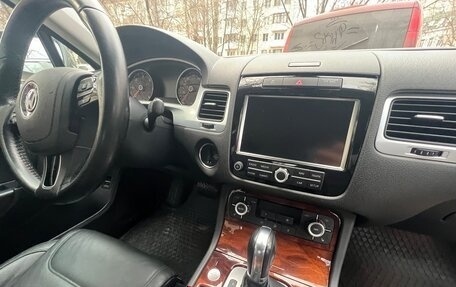 Volkswagen Touareg III, 2012 год, 2 220 000 рублей, 16 фотография