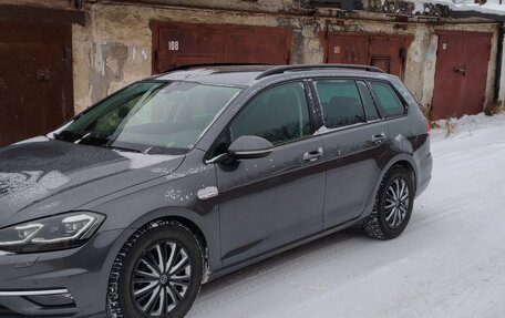 Volkswagen Golf VII, 2020 год, 2 100 000 рублей, 17 фотография