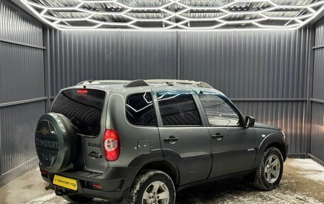 Chevrolet Niva I рестайлинг, 2011 год, 539 000 рублей, 4 фотография