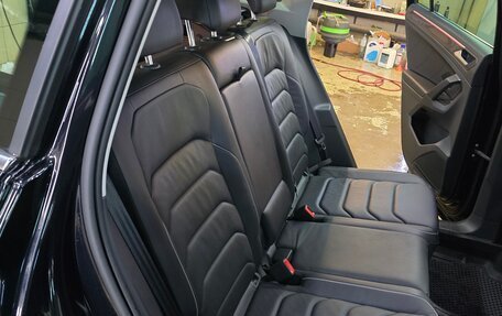 Volkswagen Tiguan II, 2021 год, 3 500 000 рублей, 13 фотография