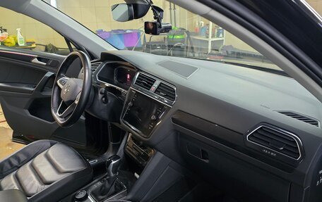 Volkswagen Tiguan II, 2021 год, 3 500 000 рублей, 20 фотография