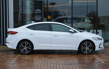 Hyundai Elantra VI рестайлинг, 2018 год, 1 749 000 рублей, 4 фотография