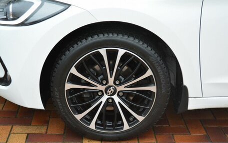 Hyundai Elantra VI рестайлинг, 2018 год, 1 749 000 рублей, 11 фотография