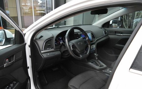 Hyundai Elantra VI рестайлинг, 2018 год, 1 749 000 рублей, 12 фотография