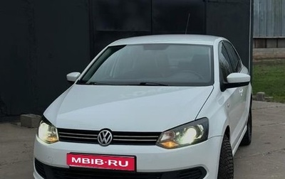 Volkswagen Polo VI (EU Market), 2012 год, 800 000 рублей, 1 фотография