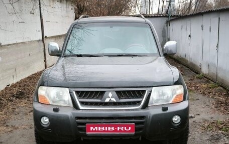 Mitsubishi Pajero III рестайлинг, 2004 год, 1 000 000 рублей, 1 фотография
