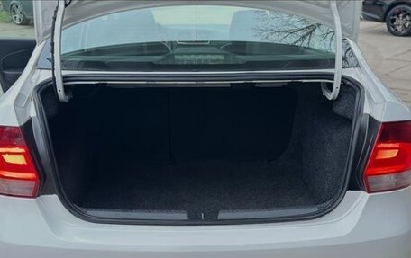 Volkswagen Polo VI (EU Market), 2012 год, 800 000 рублей, 19 фотография