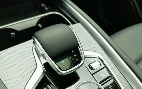 Chery Tiggo 8 Pro, 2024 год, 2 650 000 рублей, 13 фотография