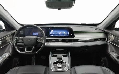 Chery Tiggo 8 Pro, 2024 год, 2 650 000 рублей, 7 фотография