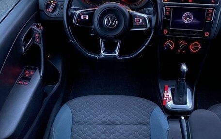 Volkswagen Polo VI (EU Market), 2020 год, 1 300 000 рублей, 28 фотография