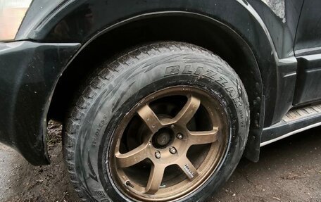 Mitsubishi Pajero III рестайлинг, 2004 год, 1 000 000 рублей, 6 фотография