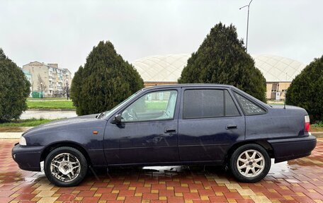 Daewoo Nexia I рестайлинг, 1998 год, 90 000 рублей, 2 фотография