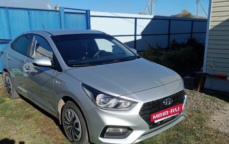 Hyundai Solaris II рестайлинг, 2017 год, 990 000 рублей, 8 фотография