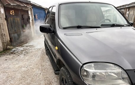 Chevrolet Niva I рестайлинг, 2005 год, 325 000 рублей, 2 фотография