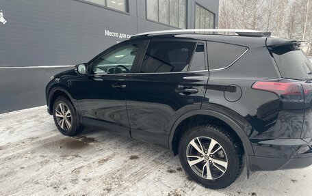 Toyota RAV4, 2018 год, 2 500 000 рублей, 7 фотография