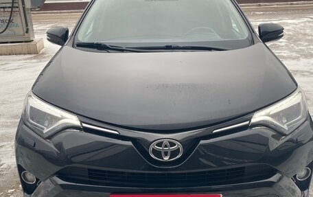 Toyota RAV4, 2018 год, 2 500 000 рублей, 4 фотография