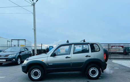 Chevrolet Niva I рестайлинг, 2010 год, 629 000 рублей, 3 фотография