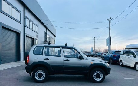 Chevrolet Niva I рестайлинг, 2010 год, 629 000 рублей, 7 фотография
