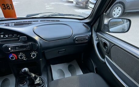 Chevrolet Niva I рестайлинг, 2010 год, 629 000 рублей, 15 фотография