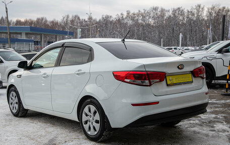 KIA Rio III рестайлинг, 2016 год, 979 000 рублей, 9 фотография