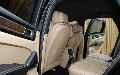 Porsche Cayenne III, 2018 год, 5 690 000 рублей, 28 фотография