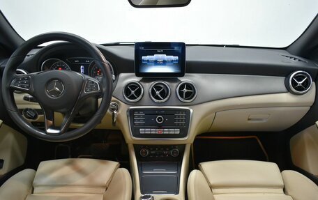 Mercedes-Benz CLA, 2017 год, 1 790 000 рублей, 15 фотография