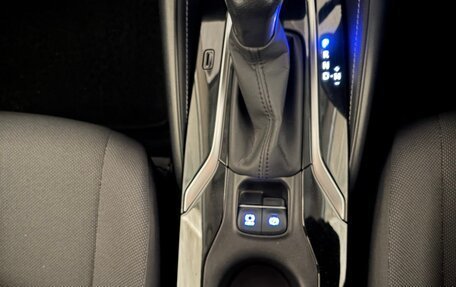 Toyota Corolla, 2021 год, 2 100 000 рублей, 10 фотография