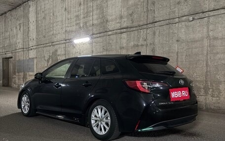 Toyota Corolla, 2021 год, 2 100 000 рублей, 4 фотография
