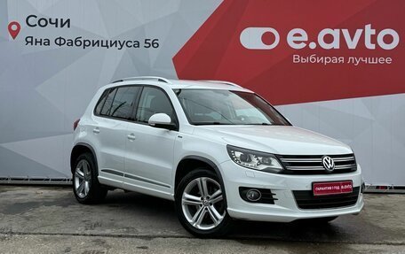 Volkswagen Tiguan I, 2016 год, 1 990 000 рублей, 3 фотография