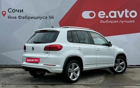 Volkswagen Tiguan I, 2016 год, 1 990 000 рублей, 4 фотография