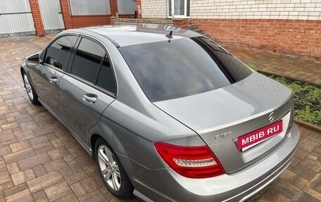 Mercedes-Benz C-Класс, 2012 год, 1 200 000 рублей, 3 фотография