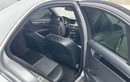 Mercedes-Benz C-Класс, 2012 год, 1 200 000 рублей, 5 фотография