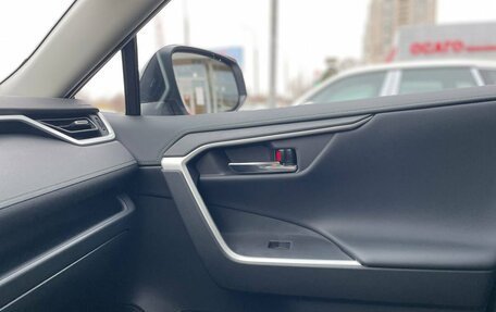 Toyota RAV4, 2025 год, 3 990 000 рублей, 18 фотография