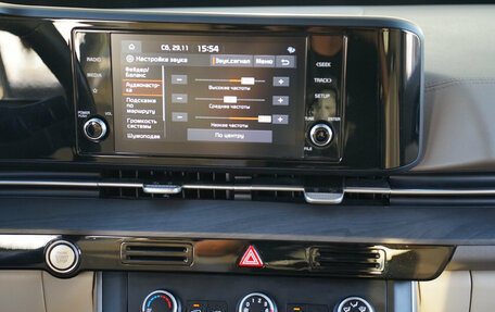 KIA Carnival, 2021 год, 3 940 000 рублей, 21 фотография