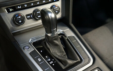 Volkswagen Passat B8 рестайлинг, 2016 год, 1 897 000 рублей, 15 фотография