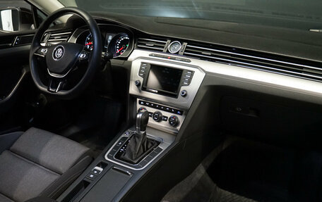 Volkswagen Passat B8 рестайлинг, 2016 год, 1 897 000 рублей, 21 фотография